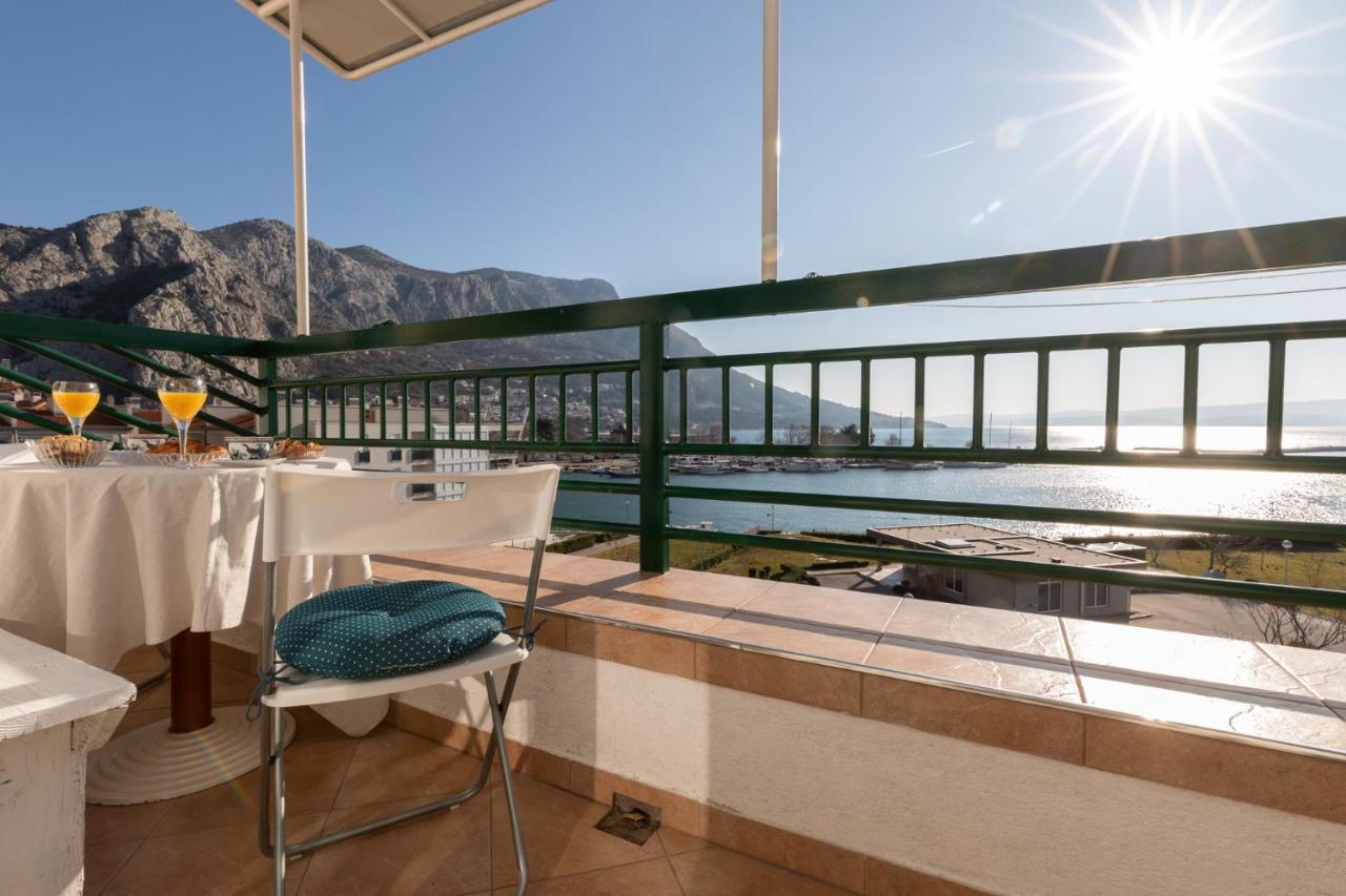 Apartman Monika Omis Bagian luar foto