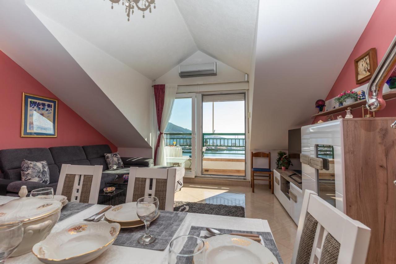 Apartman Monika Omis Bagian luar foto
