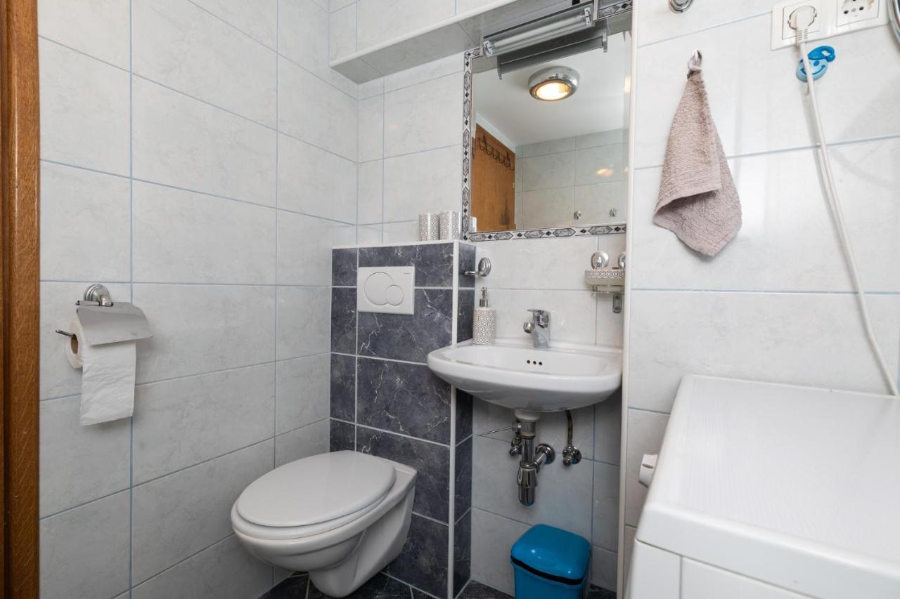 Apartman Monika Omis Bagian luar foto
