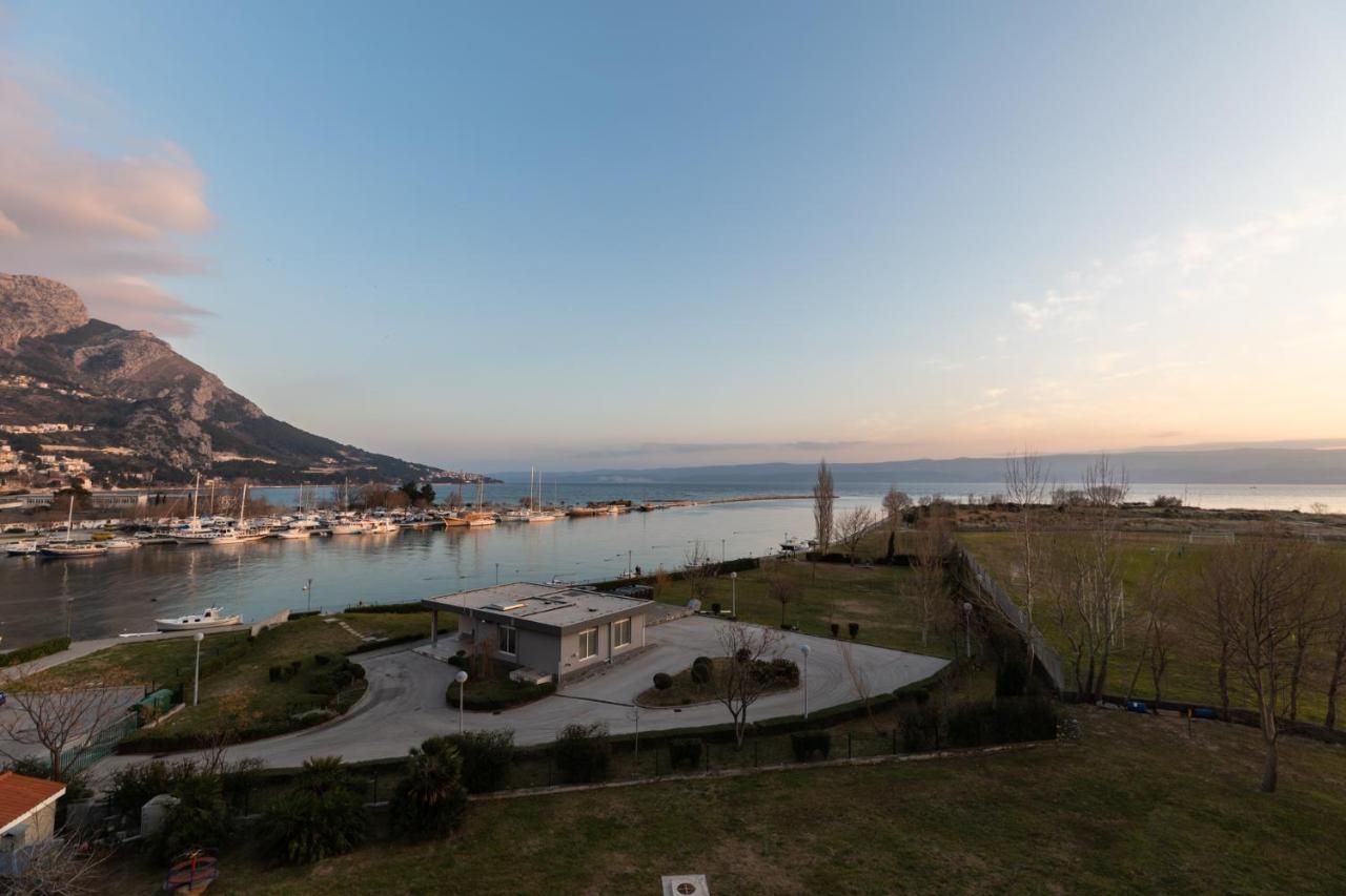 Apartman Monika Omis Bagian luar foto
