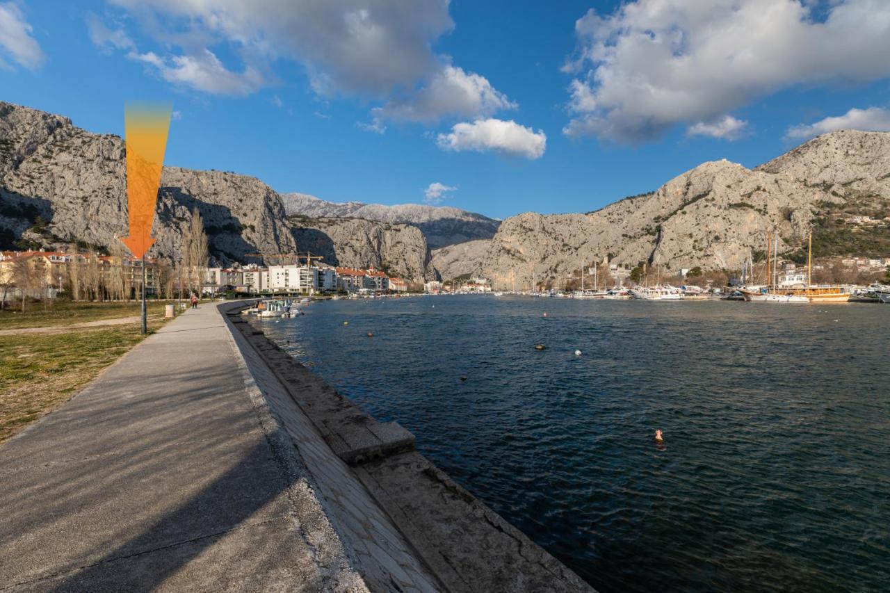 Apartman Monika Omis Bagian luar foto