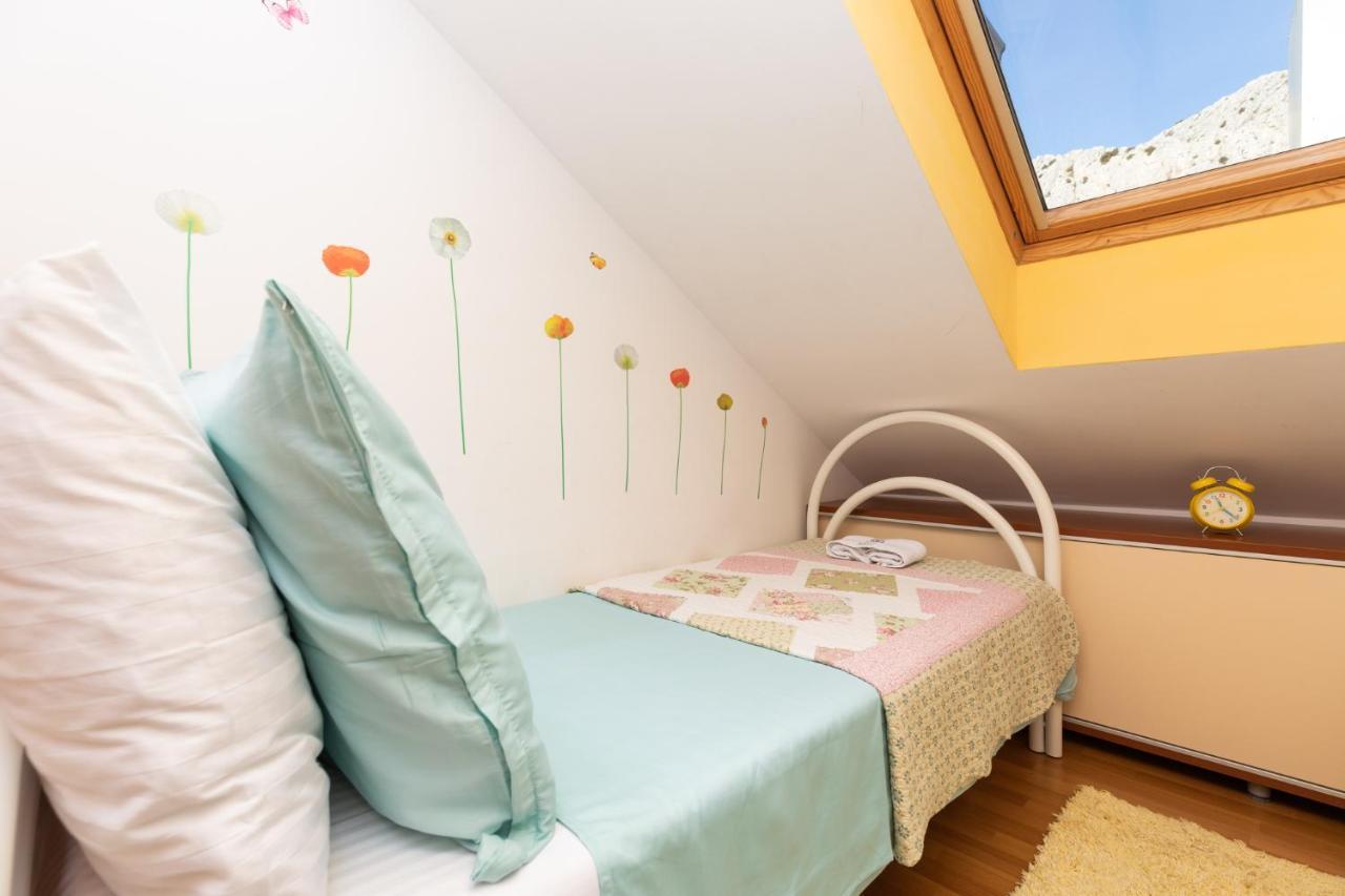 Apartman Monika Omis Bagian luar foto