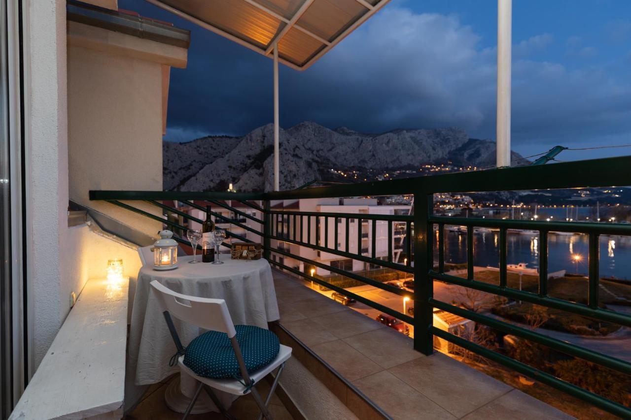 Apartman Monika Omis Bagian luar foto